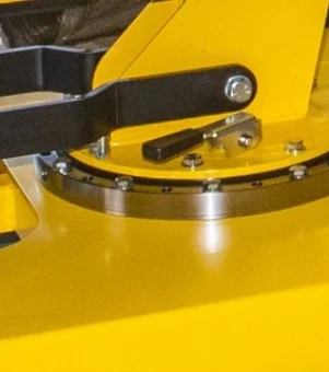 01B5SE_400-mini-gru-dettaglio-sistema-di-rotazione-dotato-di-cuscinetti
