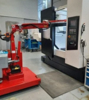 Gru-di-sollevamento-Orbit-500-per-posizionamento-stampi