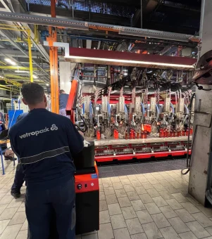Gru-mobile-elettrica-per-carichi-da-1000-kg-scaled