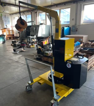 attrezzatura-di-sollevamento-gru-mobile-01B5P-Flex-Lifting-capacita-500-kg-rotated