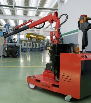 mobile-lifting-device-capacity-200-kg-1-scaled
